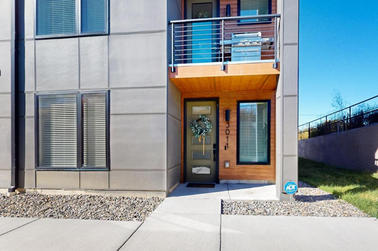 Modern Peaks Townhome *