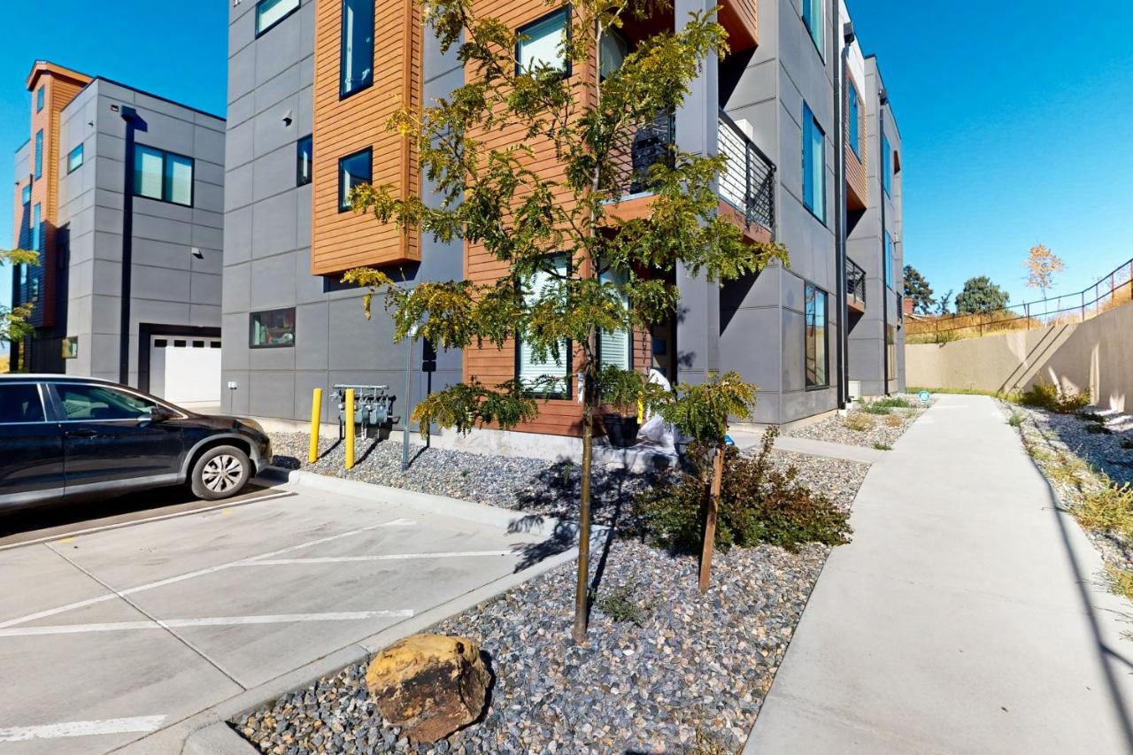 Modern Peaks Townhome Сasa de vacaciones